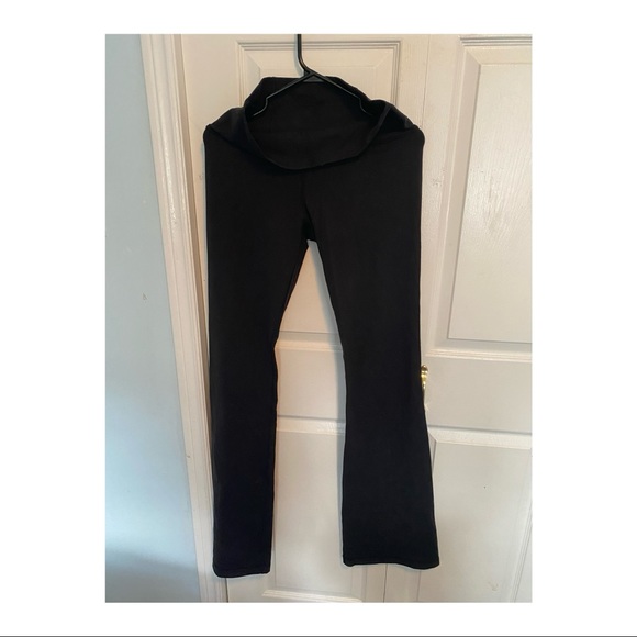 Lululemon yoga pants - Picture 1 of 2